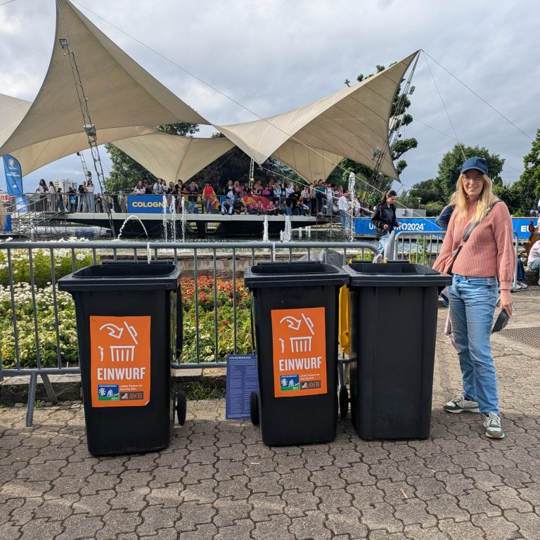 Werstoffinsel am Tanzbrunnen in Köln während der UEFA EM2024