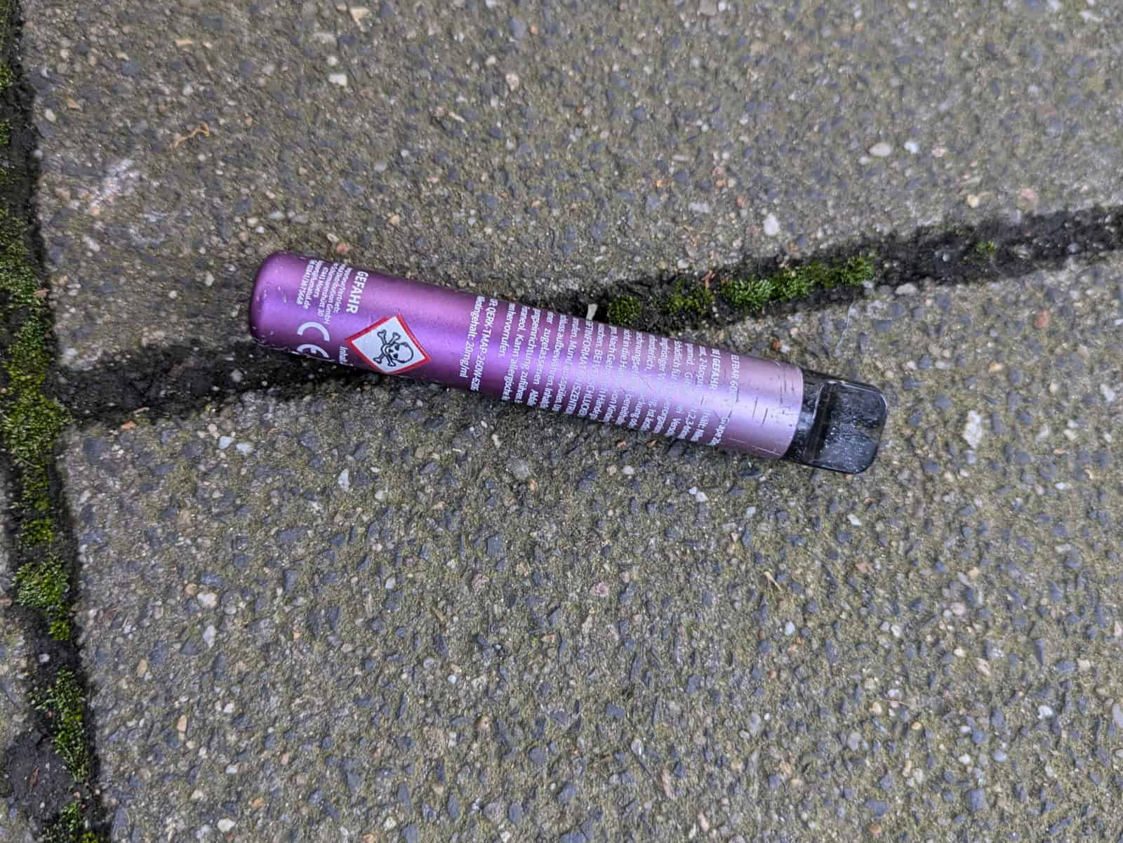 2024-07-21 Köln Hohenzollernring CSD WEEE Vapes